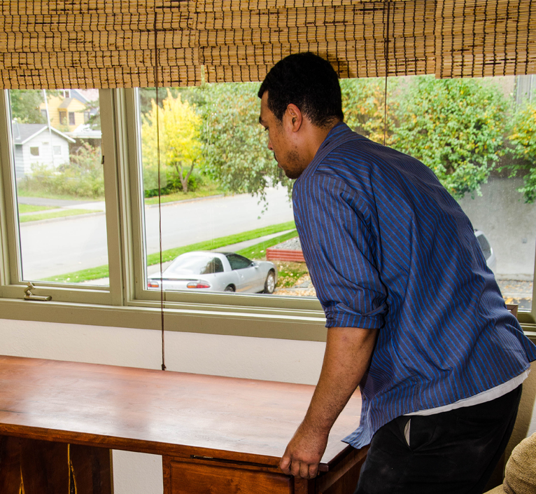 placing-furniture-in-room-is-right placing furniture in room